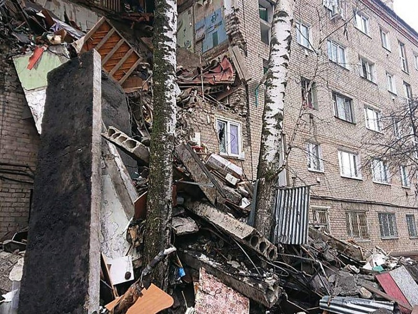 При взрыве газа в жилом доме в Подмосковье погиб один человек